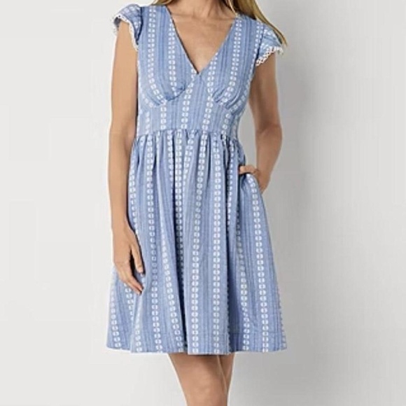 NWT Peyton & Parker Womens Short
Sleeve Flutter Sleeve A-Line Dress - Picture 1 of 6